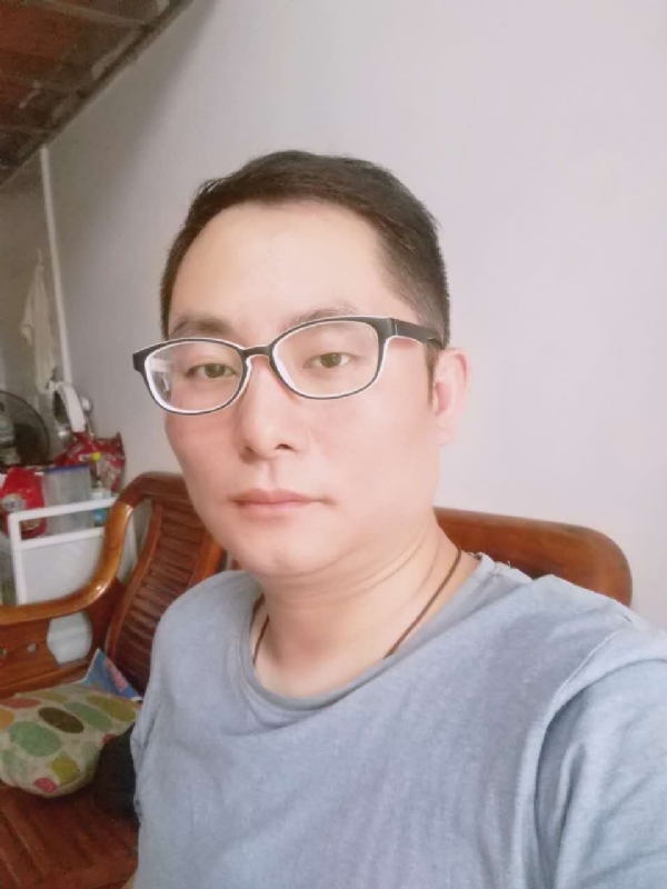 流星的尾巴的第一张照片--长泰婚介网