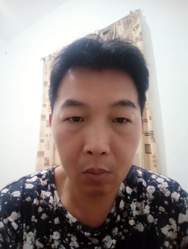 繁华哀伤的第一张照片--长泰婚介网