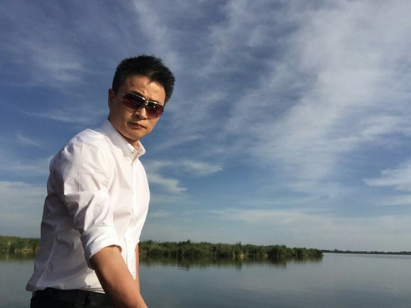 罗的第一张照片--长泰婚介网