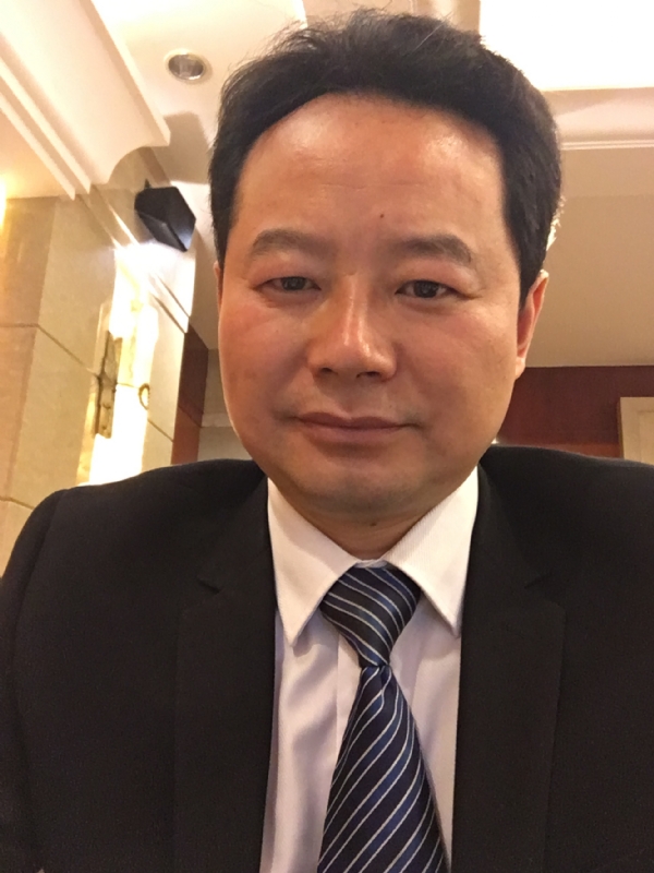 岁月的第一张照片--长泰婚介网