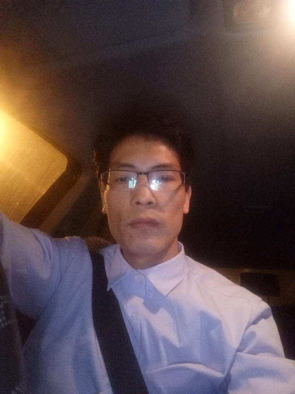 爱也要以诚相待的第三张照片--长泰婚介网