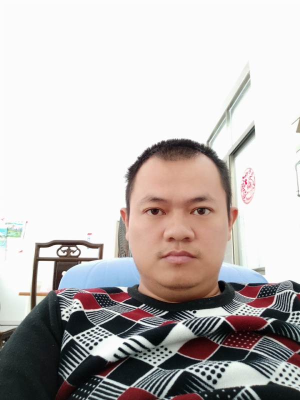 香山红叶的第一张照片--长泰婚介网