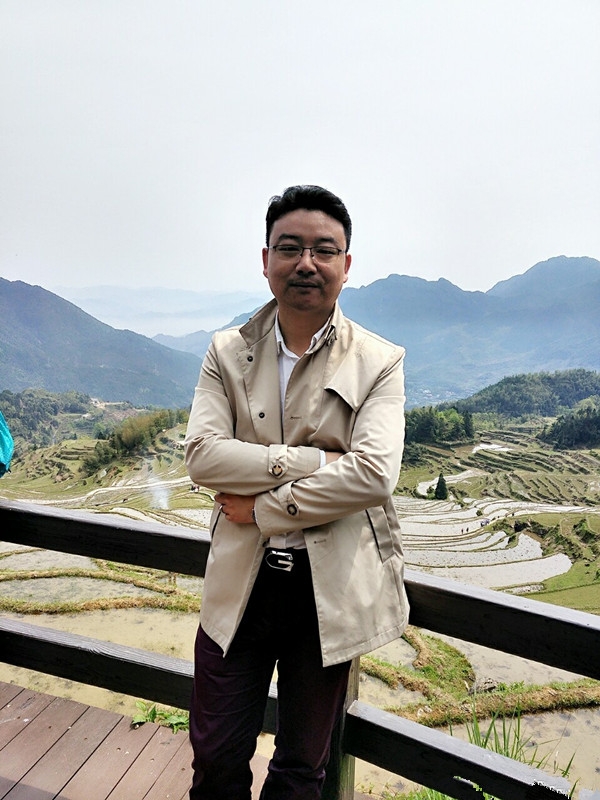 过往的第二张照片--长泰婚介网
