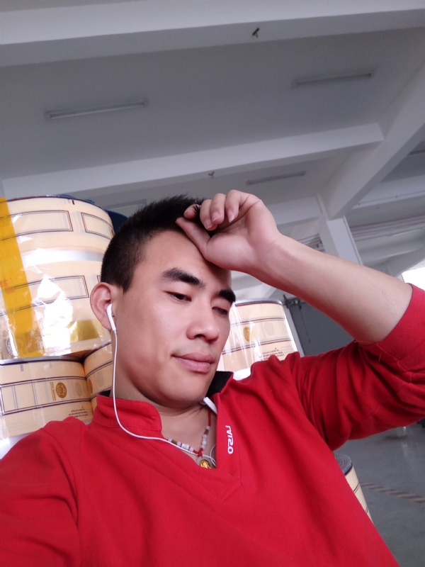 寻唯一的第三张照片--长泰婚介网