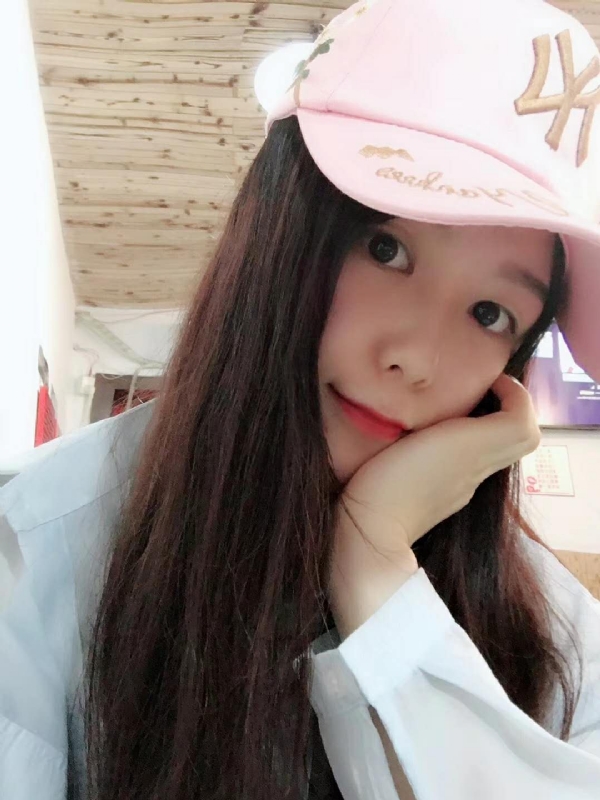 丹丹的第一张照片--长泰婚介网