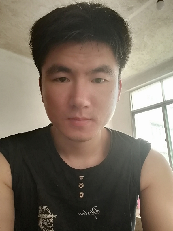 何必呢的第一张照片--长泰婚介网