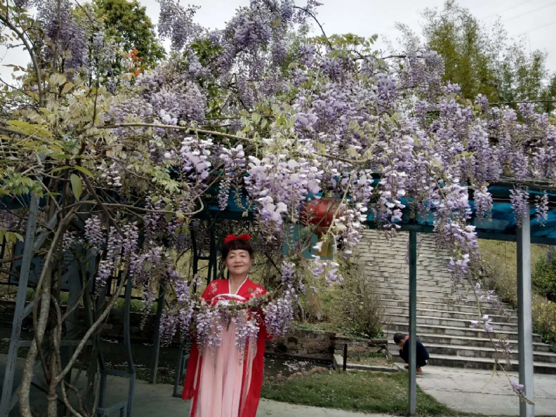 莉莉的第一张照片--长泰婚介网