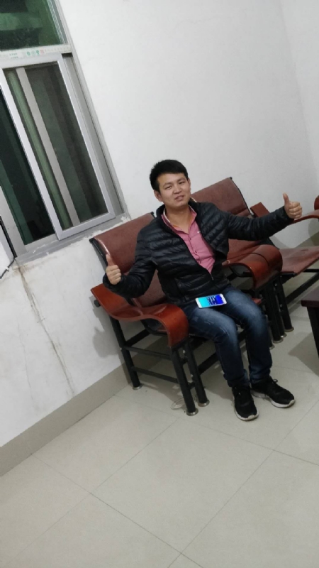马云的第一张照片--长泰婚介网