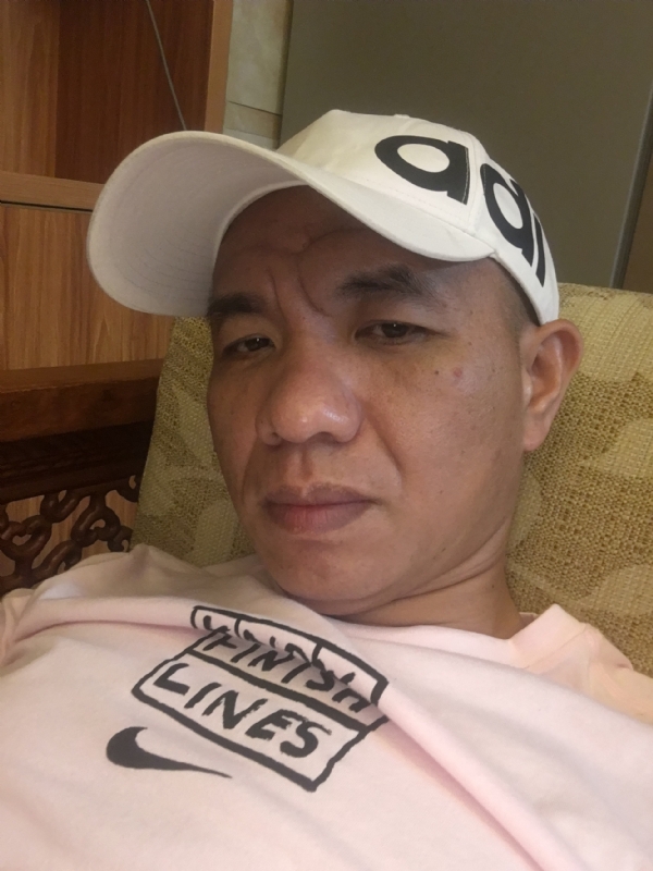 坚持到底的第一张照片--长泰婚介网