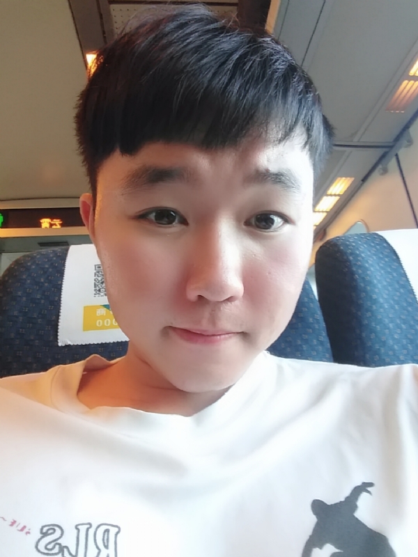 爱玉的第一张照片--长泰婚介网