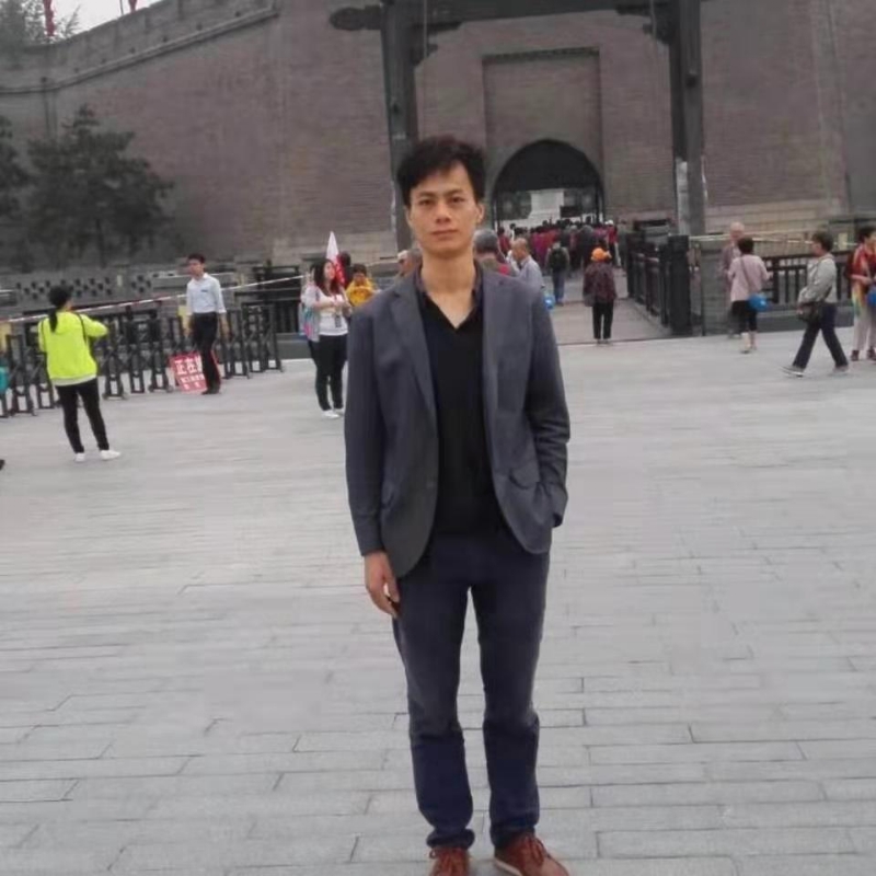 认真的第一张照片--长泰婚介网