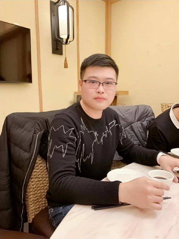 YIDA的第一张照片--长泰婚介网
