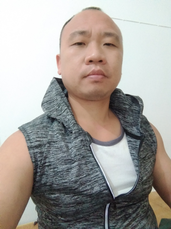 whm的第一张照片--长泰婚介网