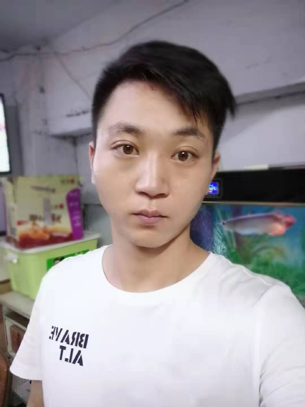 七秒记忆的第一张照片--长泰婚介网