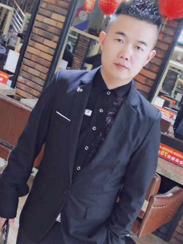 相伴到老的第一张照片--长泰婚介网