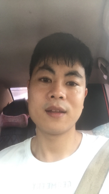小贱哥的第一张照片--长泰婚介网