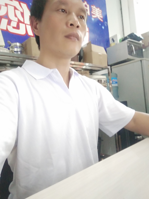 深蓝色的海的第一张照片--长泰婚介网