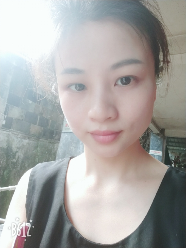 慢慢的第二张照片--长泰婚介网