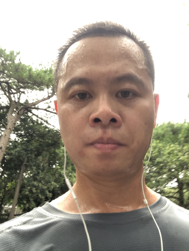 猩猩巨呃的第二张照片--长泰婚介网