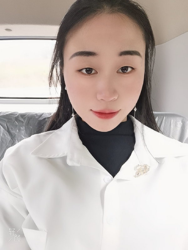 丽丽的第三张照片--长泰婚介网
