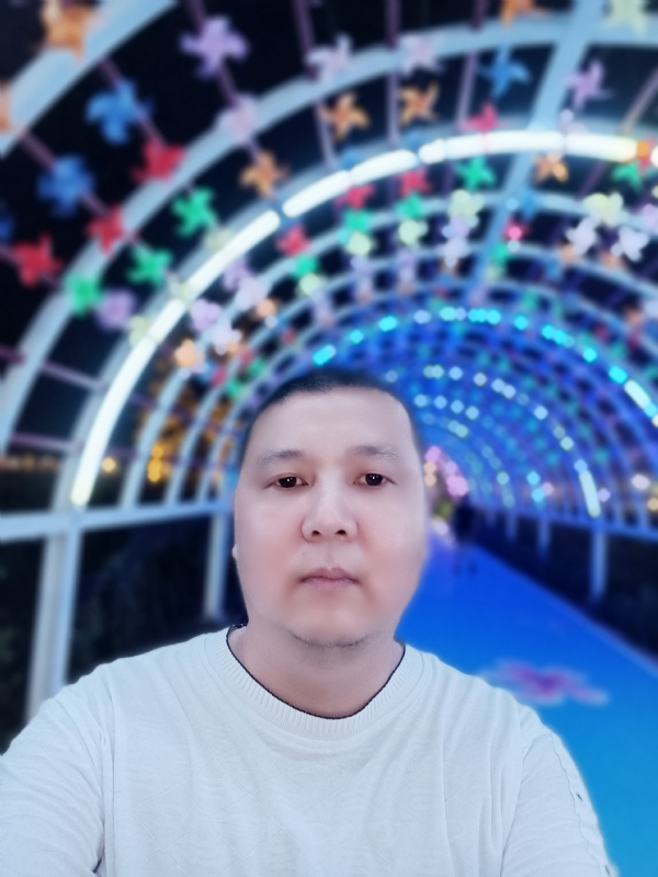 这样的我的第一张照片--长泰婚介网