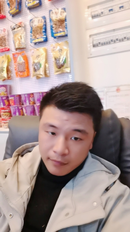 小宇的第一张照片--长泰婚介网