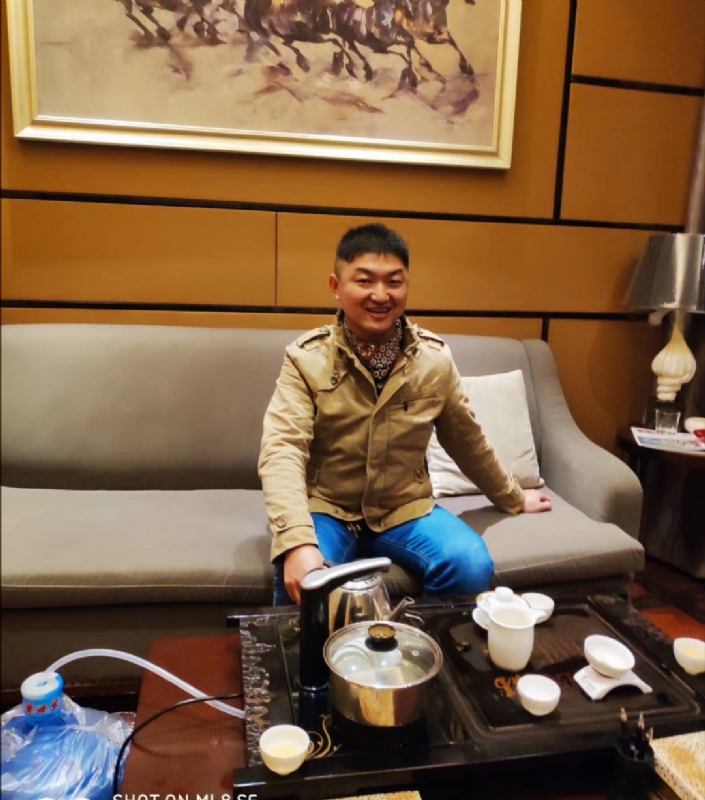 晨曦的第一张照片--长泰婚介网