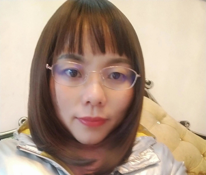 爱笑的彩虹的第一张照片--长泰婚介网