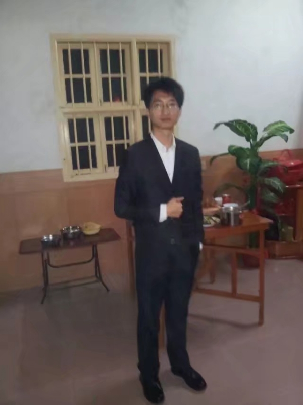 潇湘剑雨的第一张照片--长泰婚介网