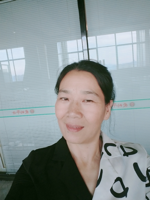 易莲的第一张照片--长泰婚介网