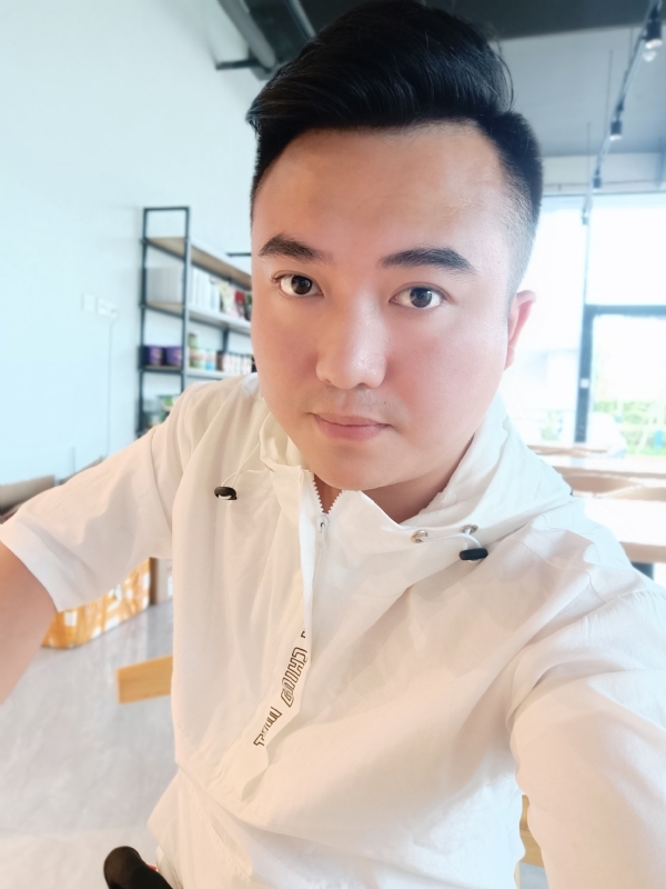 王先生的第一张照片--长泰婚介网