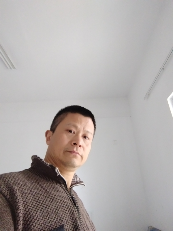 无云的第一张照片--长泰婚介网