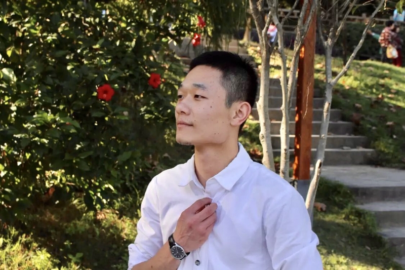 落落大方的第一张照片--长泰婚介网