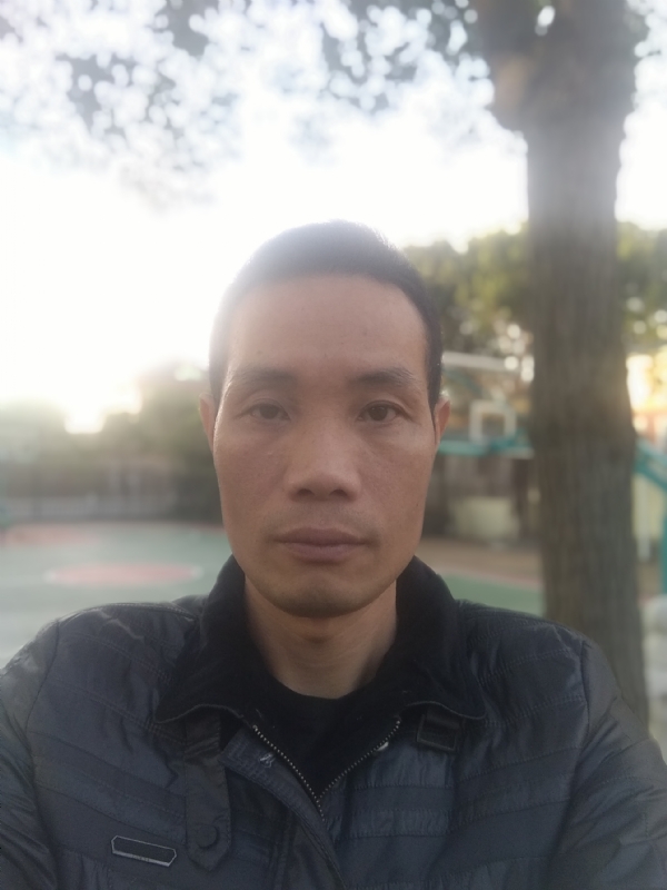 王耀明的第一张照片--长泰婚介网
