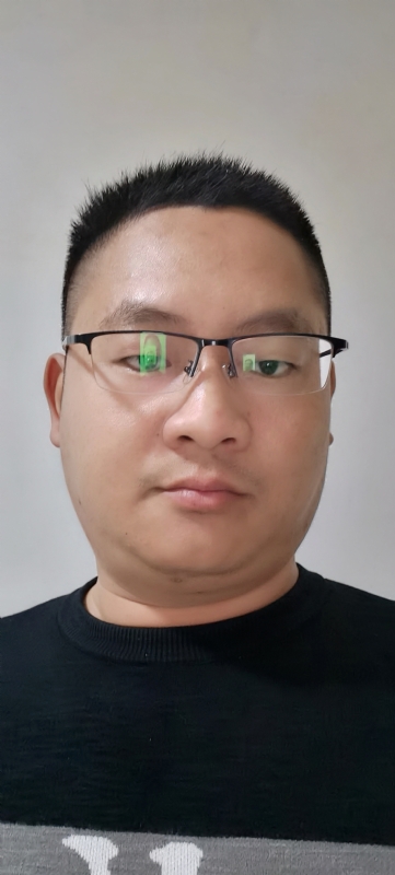 龙逍遥的第一张照片--长泰婚介网