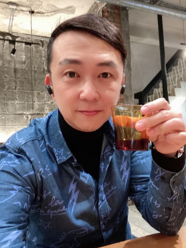 陈道明的第二张照片--长泰婚介网