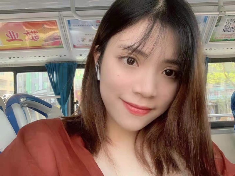 小眼睛的第一张照片--长泰婚介网