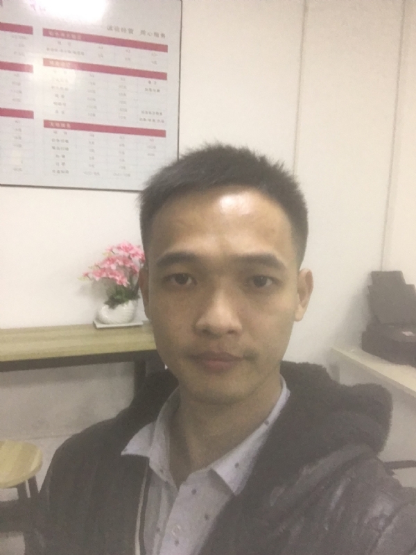 法律人小陈的第一张照片--长泰婚介网