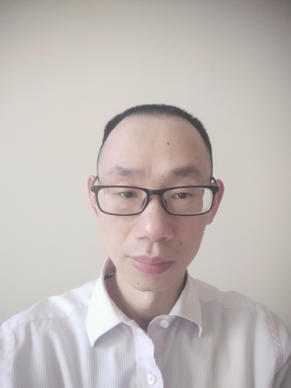 小卓的第二张照片--长泰婚介网
