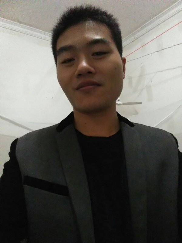 随风的第二张照片--长泰婚介网