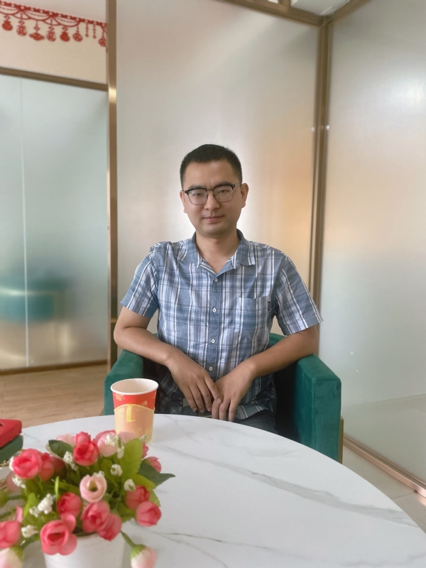 微尘的第二张照片--长泰婚介网