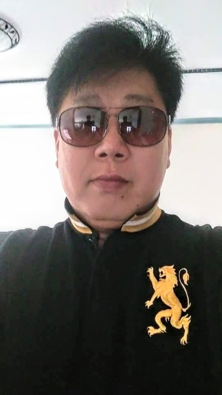 含笑半步癲的第一张照片--长泰婚介网