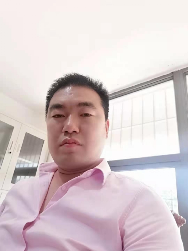 命运的打拼的第一张照片--长泰婚介网