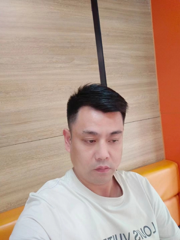 不知道的第三张照片--长泰婚介网