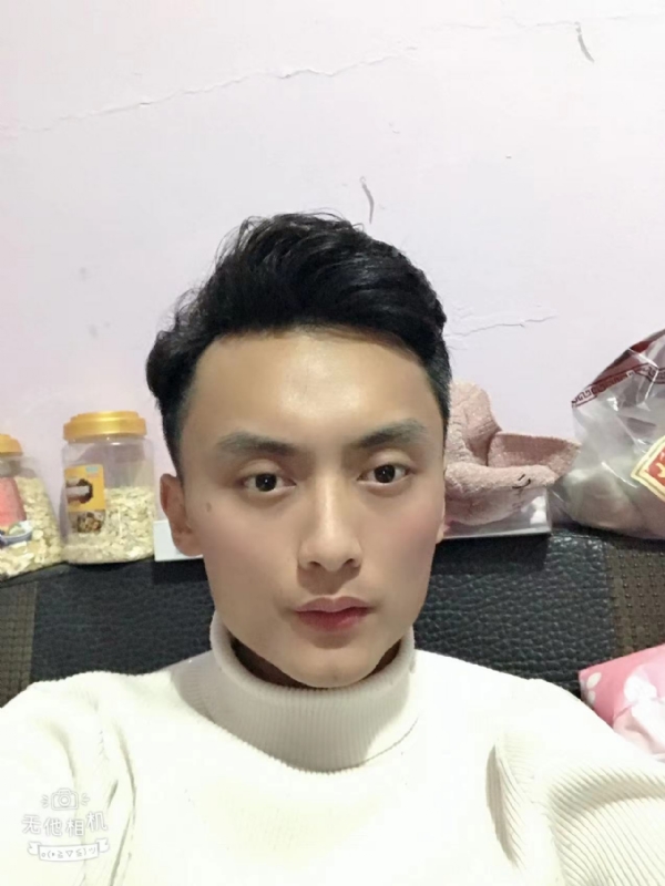 独孤一人的第一张照片--长泰婚介网