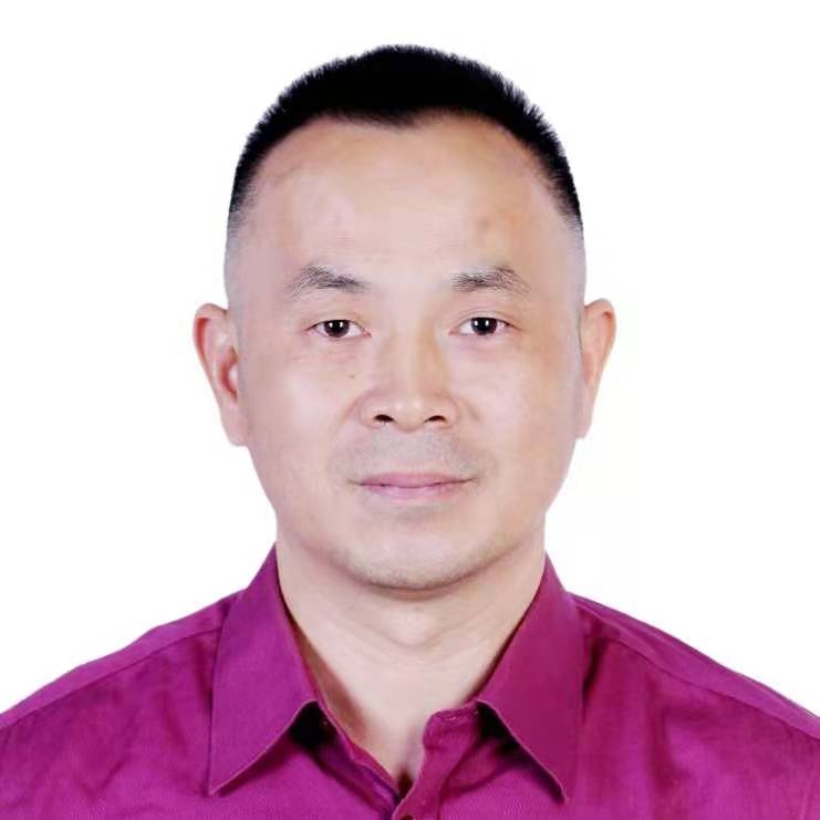 鹏晖的第三张照片--长泰婚介网