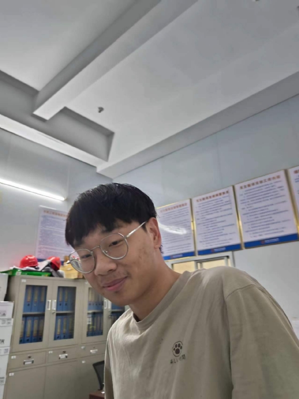 牛子弟的第一张照片--长泰婚介网