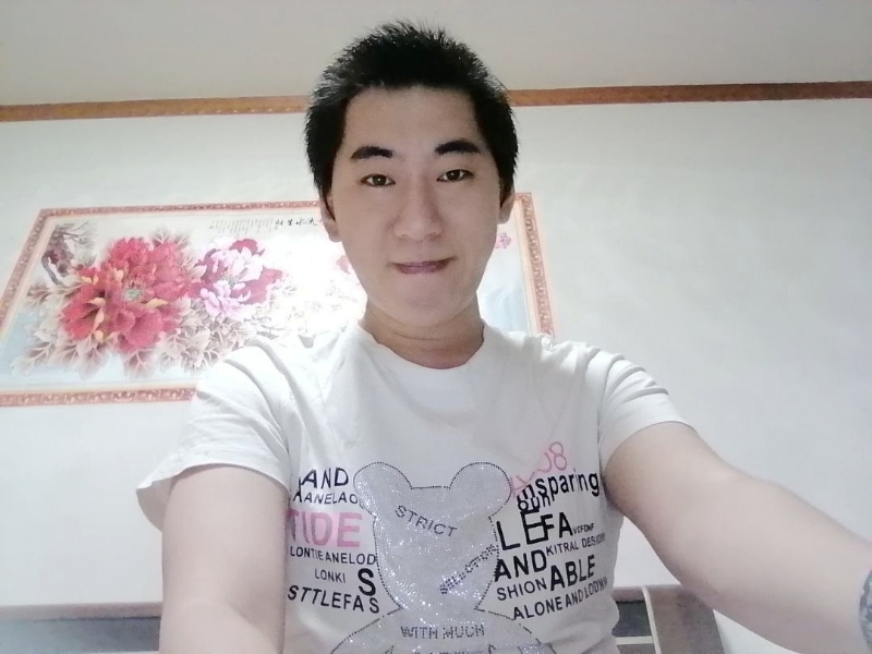 缘分天定的第一张照片--长泰婚介网