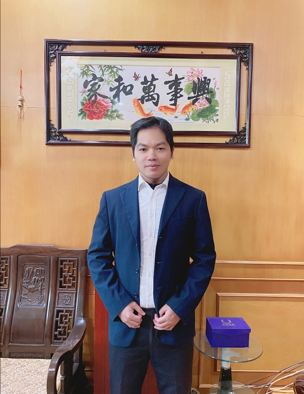 旭日春晖的第一张照片--长泰婚介网