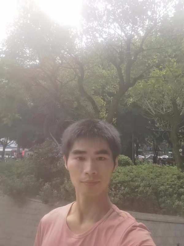 一天天的第一张照片--长泰婚介网